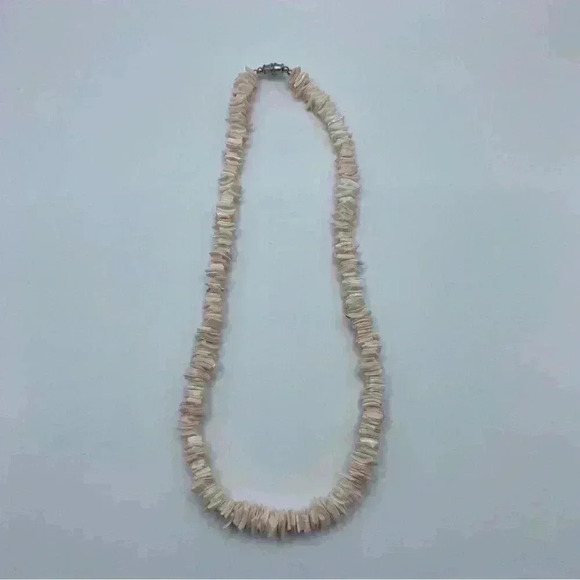 VGT Puka Shell Chip Necklace Hawaii Surfer Beach Style Peach/white/light… - Picture 9 of 10